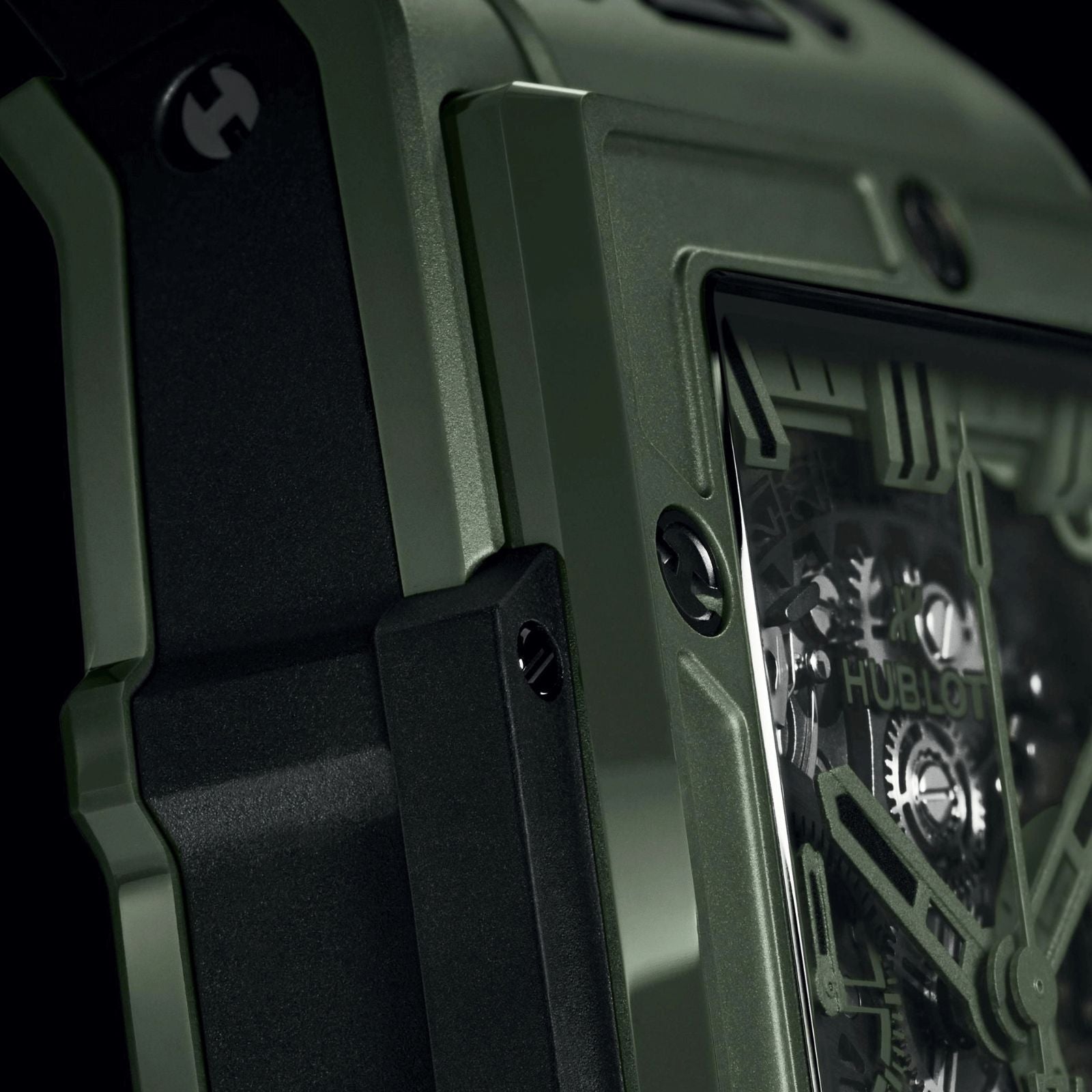 Spirit of Big Bang Dark Green Ceramic — Green Dial