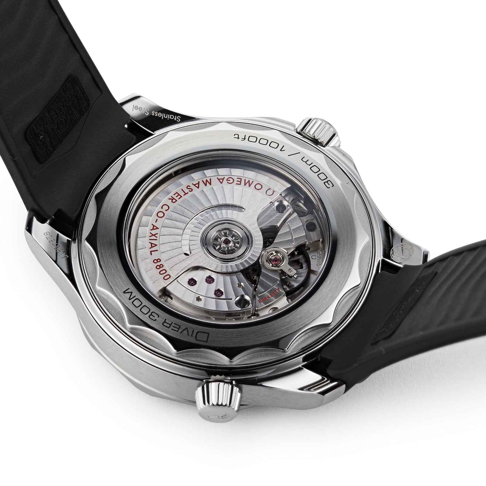 Seamaster Diver 300M — Black Dial, Rubber, Ceramic Bezel