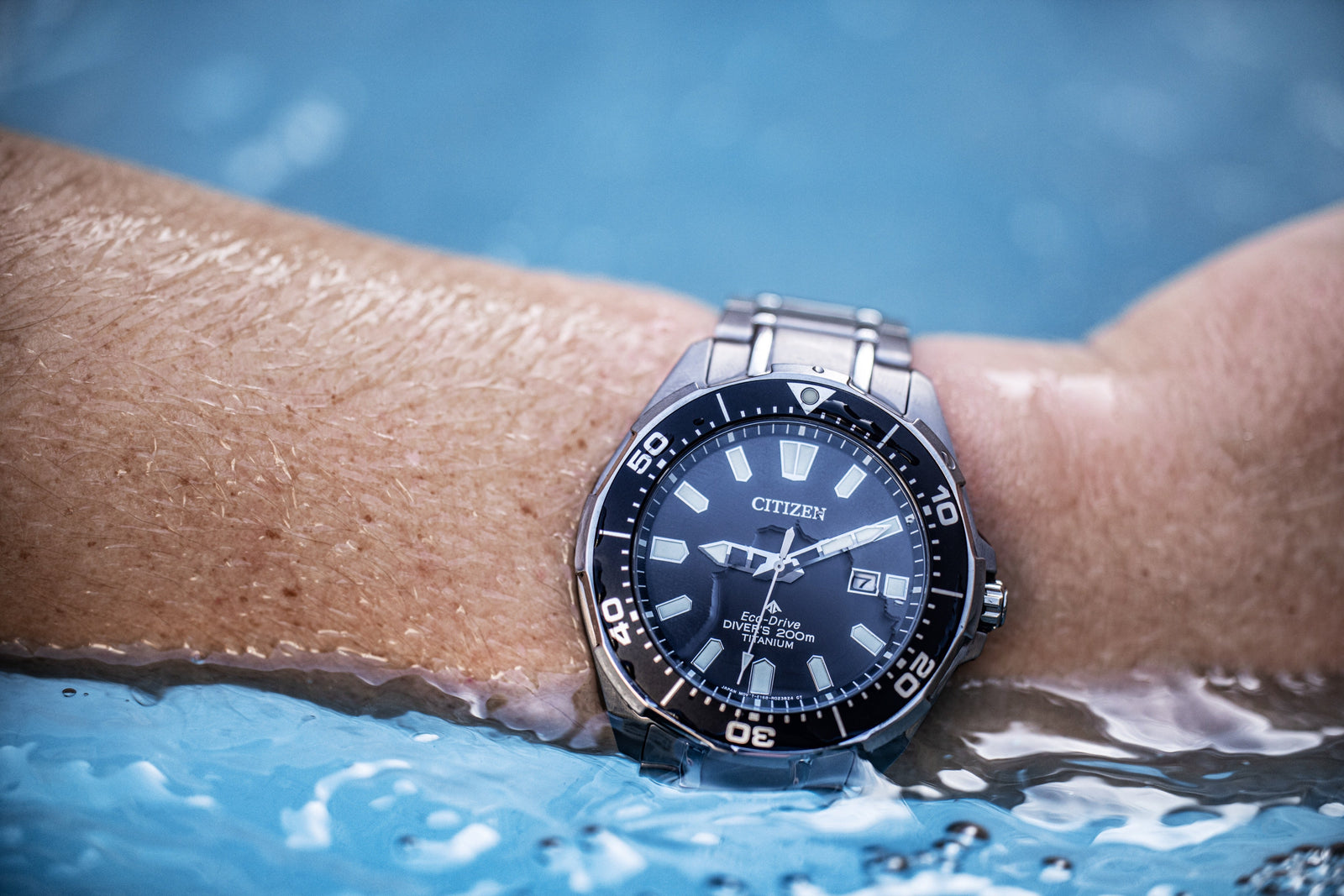 Dive 3 — Black Dial, Titanium