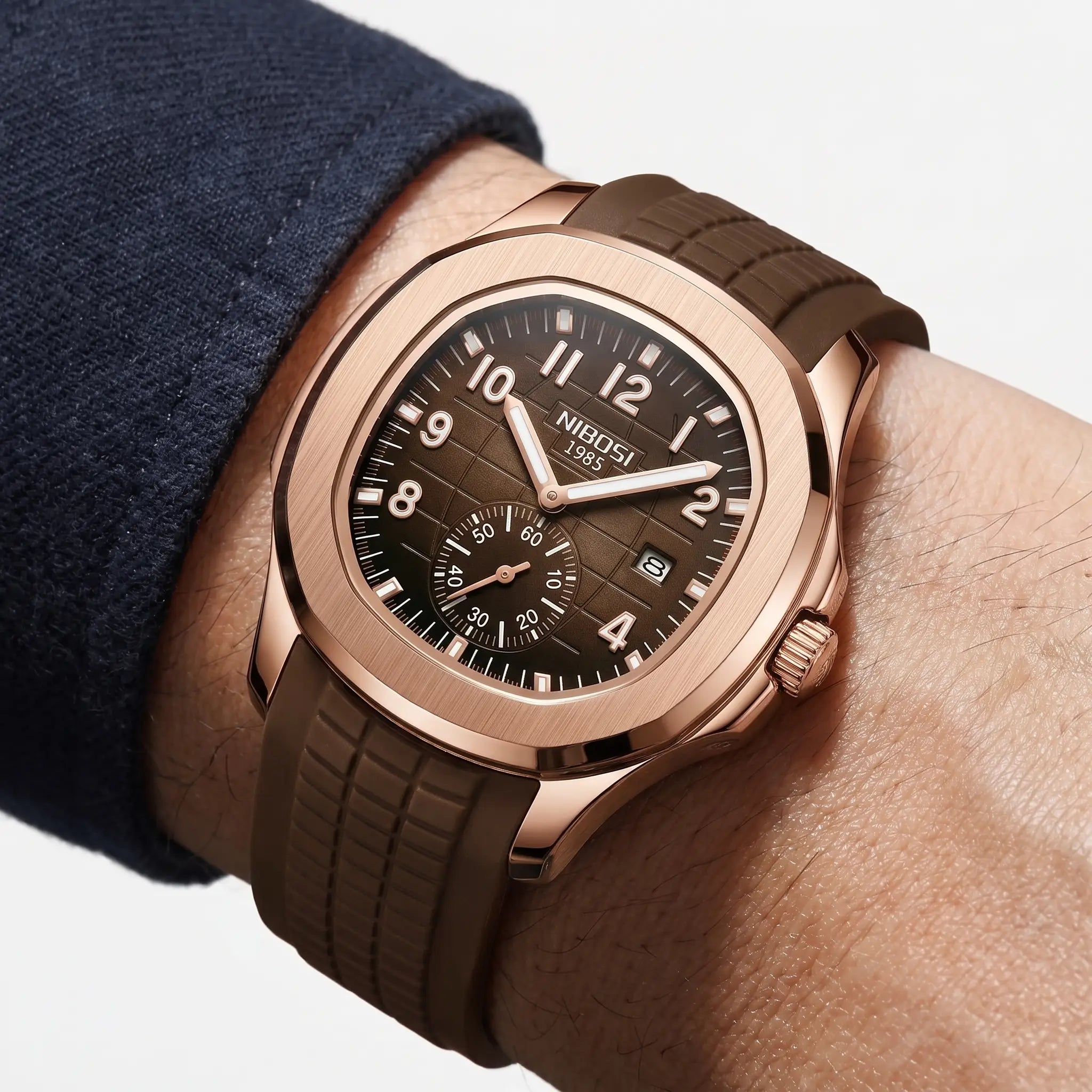 Kron Riviera Sport — Champagne — wrist macro