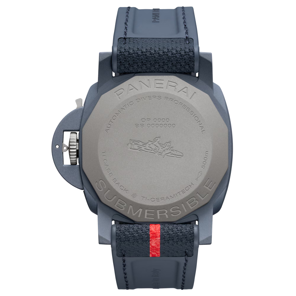 Submersible QuarantaQuattro Luna Rossa Ti-Ceramitech — Blue Dial