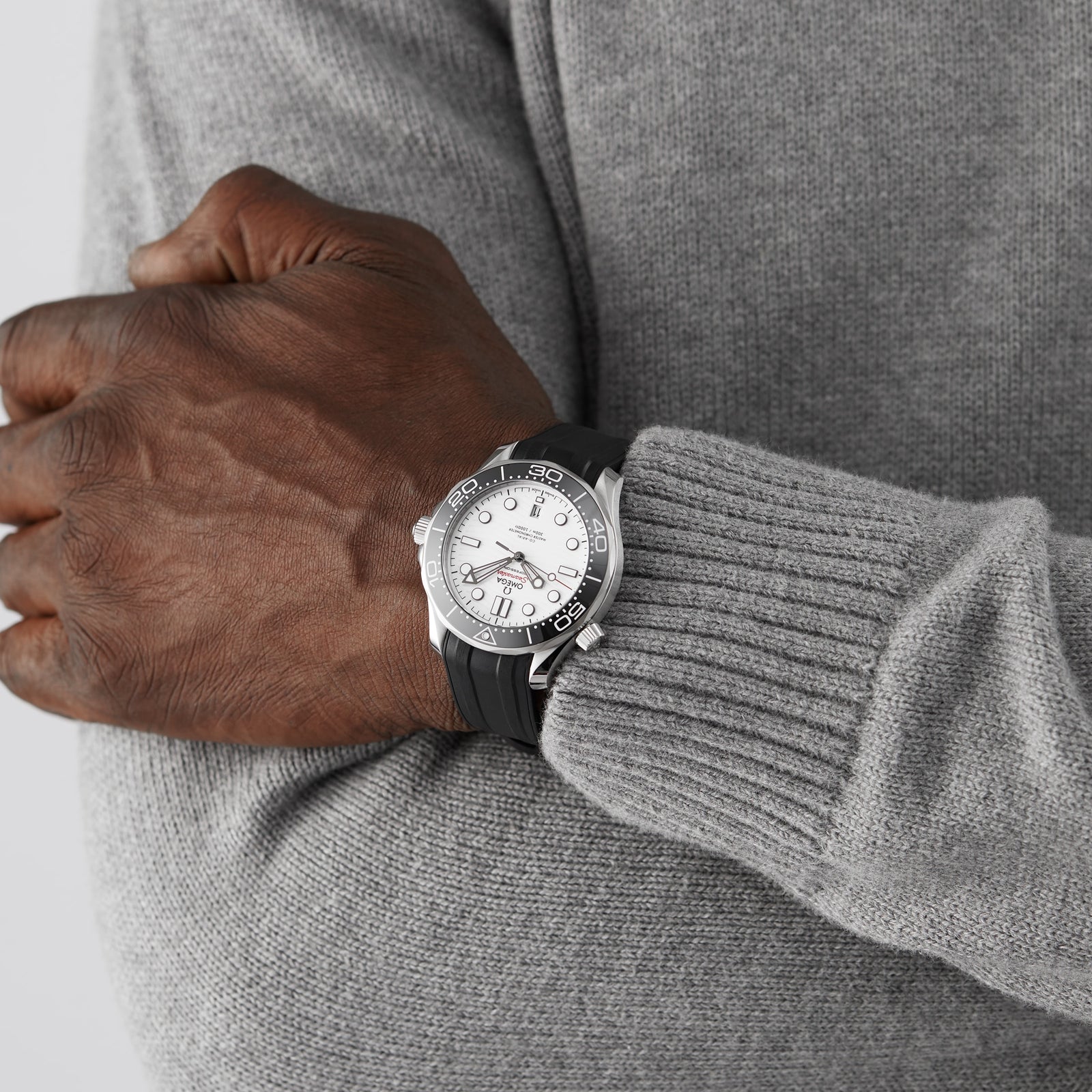 Seamaster Diver 300M — White Dial, Rubber