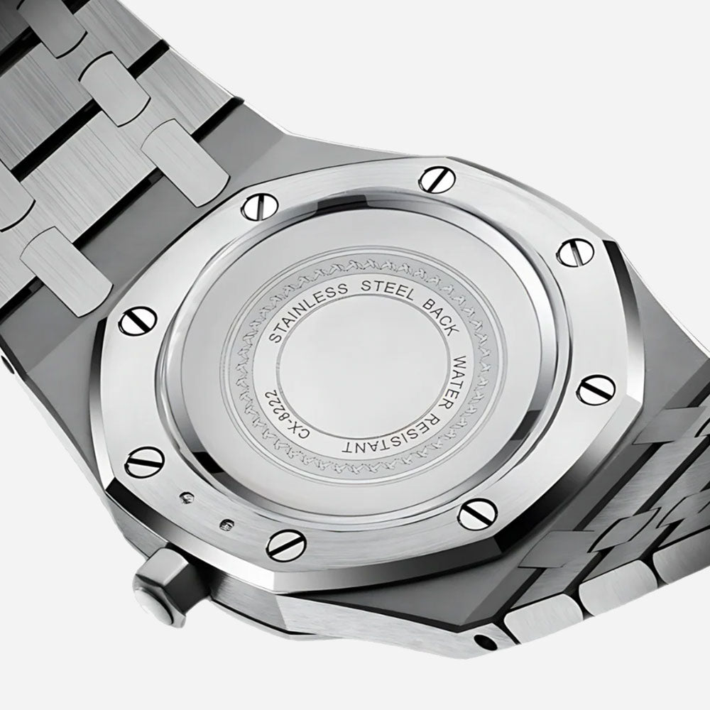 Kron Mariner — quartz watch in 316L stainless steel, designed in London — view 9
