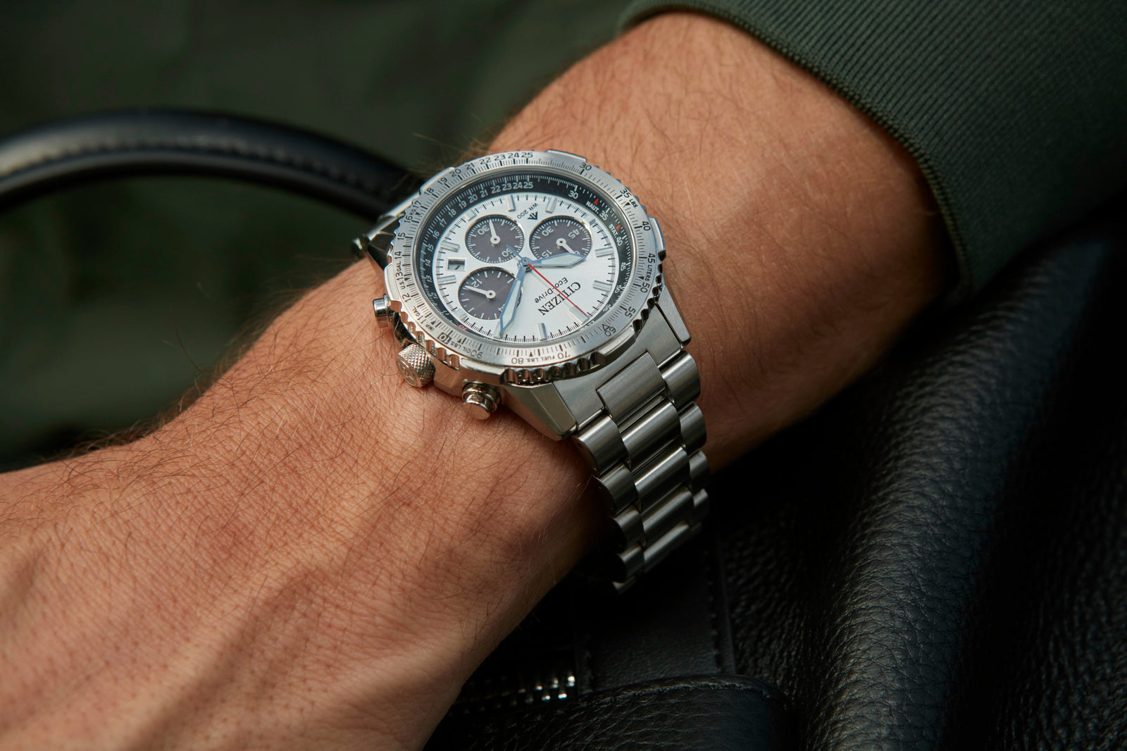 Navihawk — Silver Dial