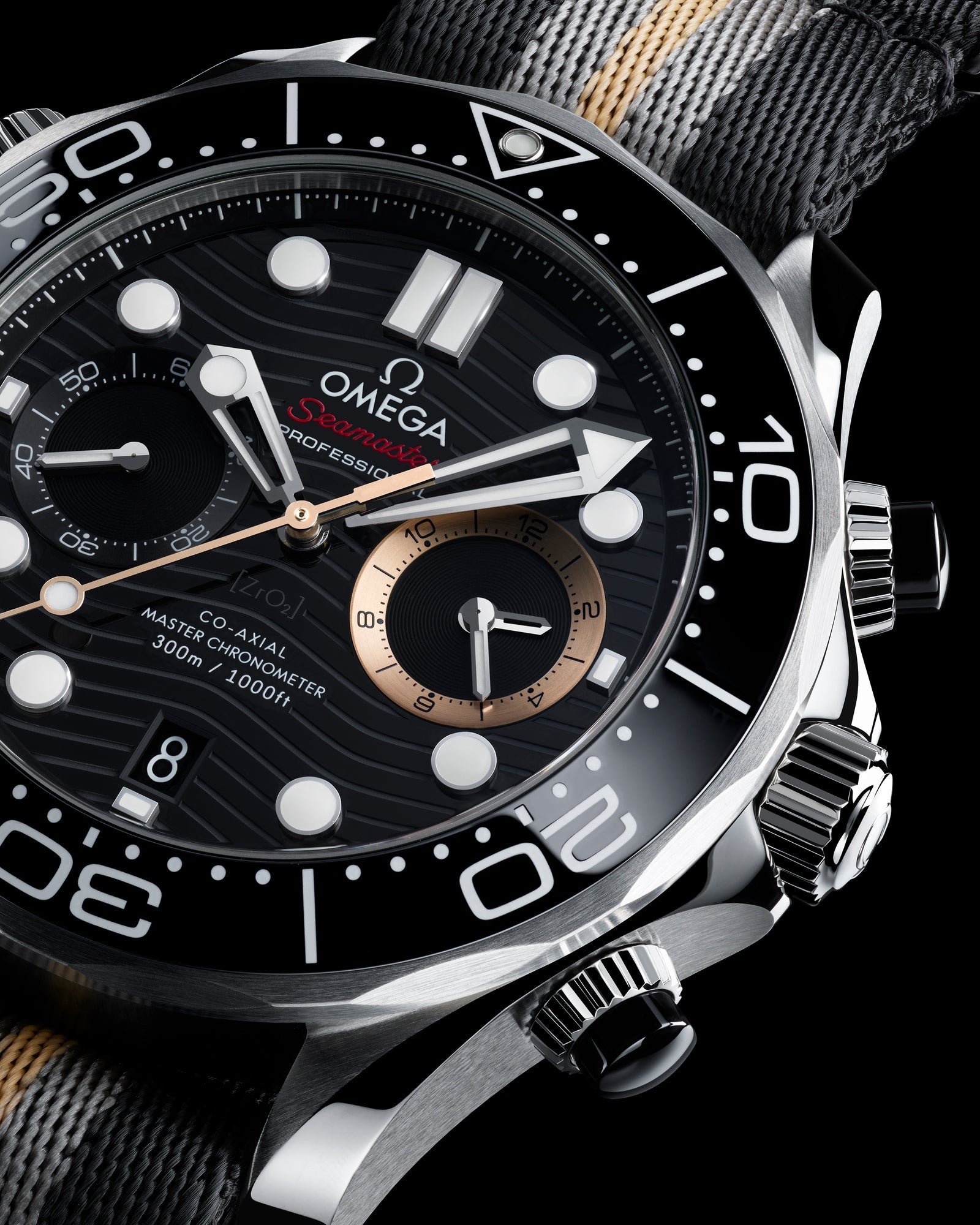 Seamaster Diver 300M Chronograph 007 First Light — Black Dial