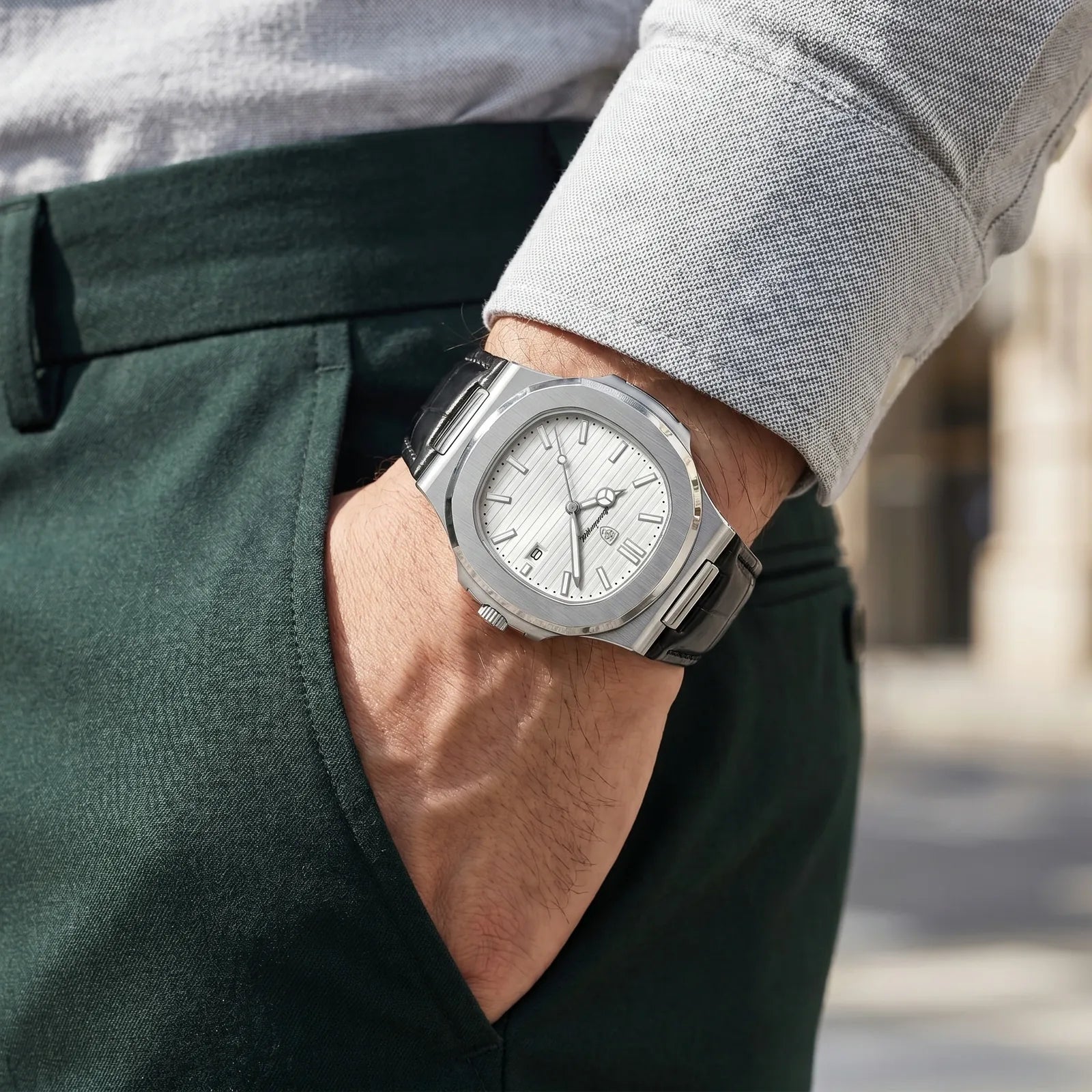 Kron Atlas on the wrist