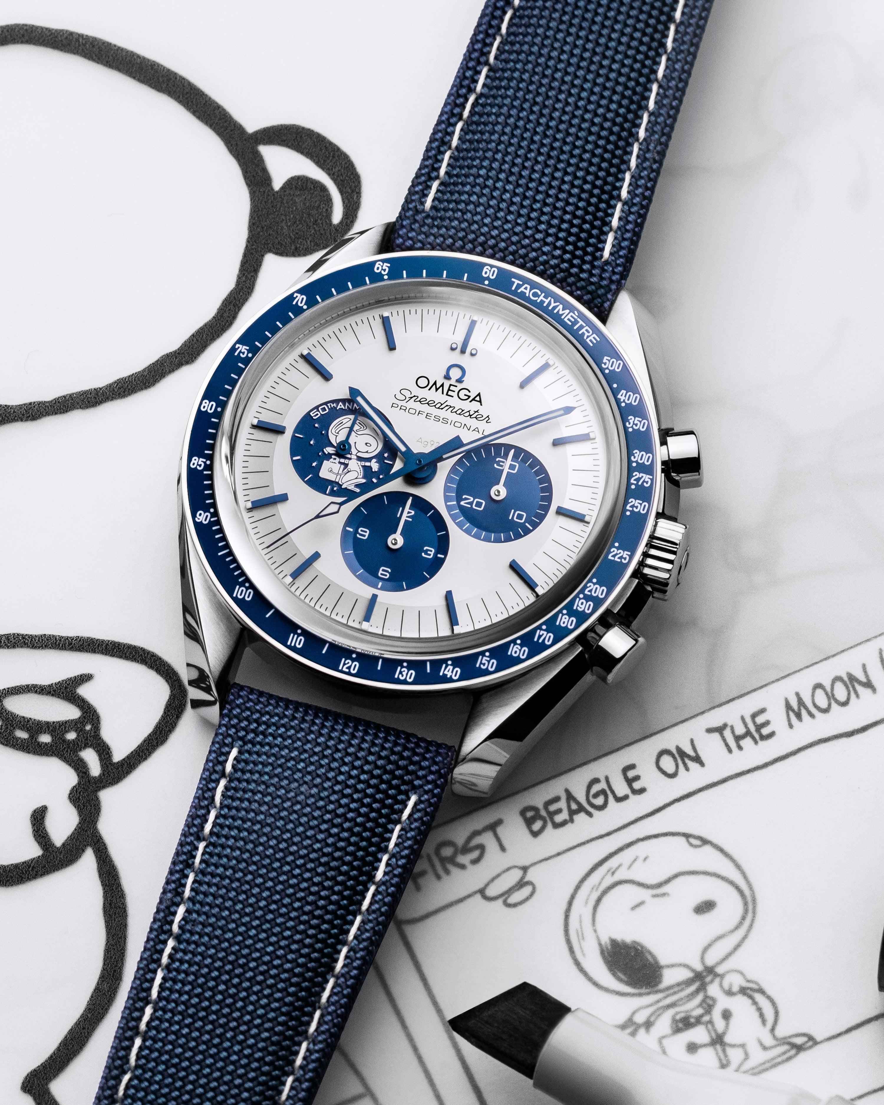 OMEGA Speedmaster Silver Snoopy — Snoopy sub-dial